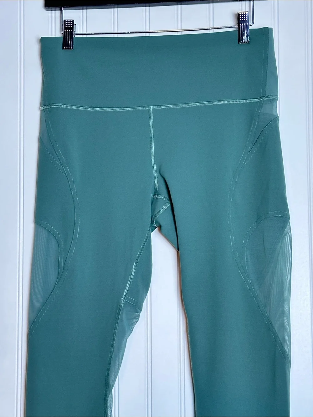 Lululemon Wunder Train Mesh Panel High-Rise Crop 21 Medium Forest W6CPAS Mesh 10 - Picture 6 of 14